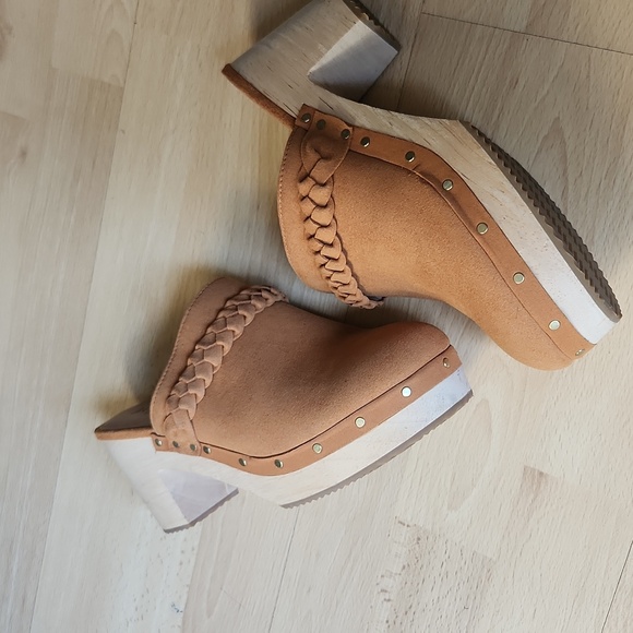 J.Crew Mules/Clogs - Picture 2 of 5